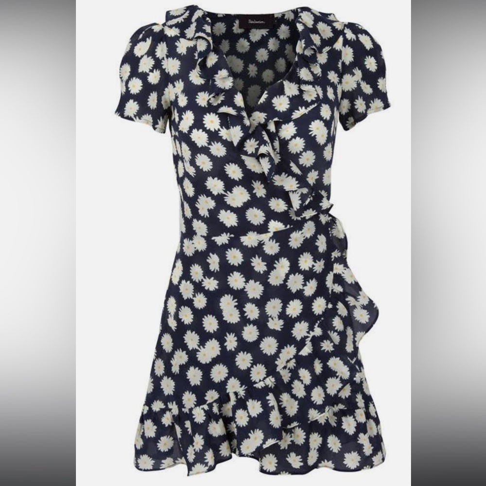 NWT Realisation The Valentina Daisy Mini Dress